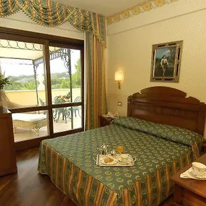 4* Hotel Domus Aurea